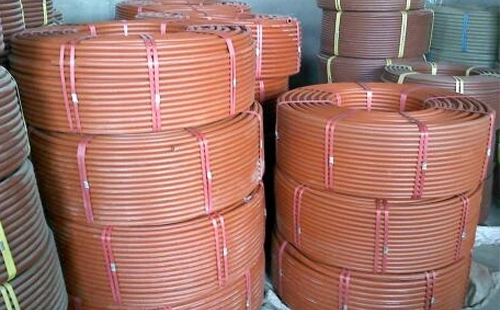 提升工程安全:聚乙烯(RPE)阻燃门源穿线管在现代建筑中的应用 提升工程安全:聚乙烯(RPE)阻燃门源穿线管在现代建筑中的应用